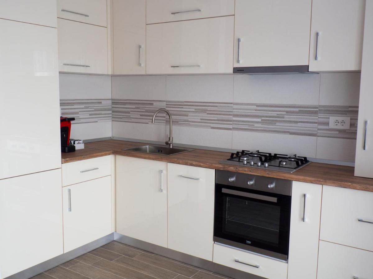 Armony Apartament Temesvár Kültér fotó