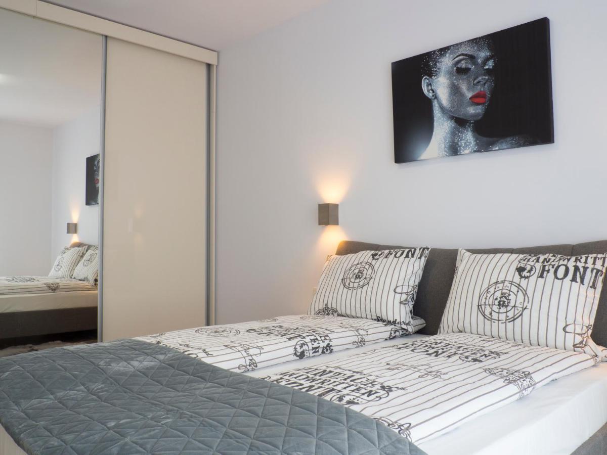Armony Apartament Temesvár Kültér fotó