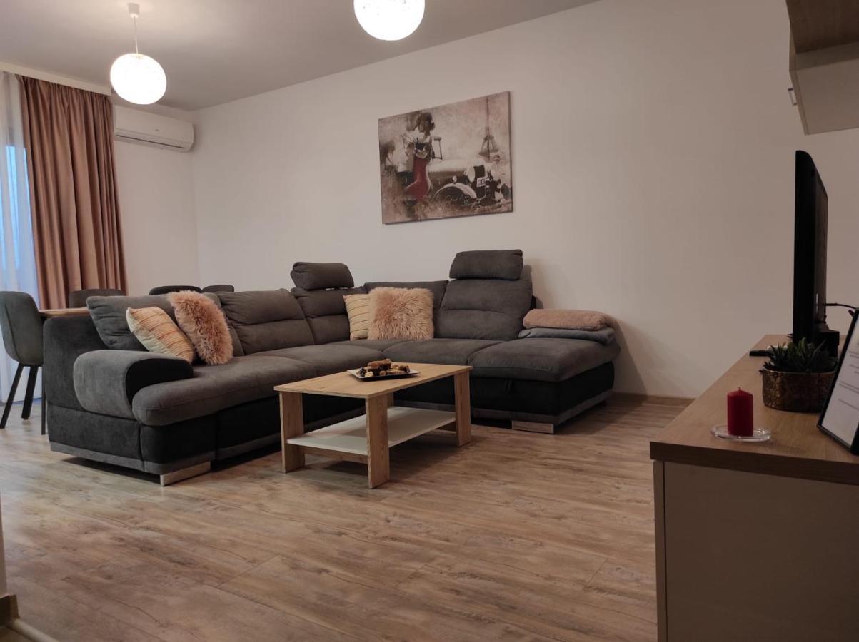 Armony Apartament Temesvár Kültér fotó